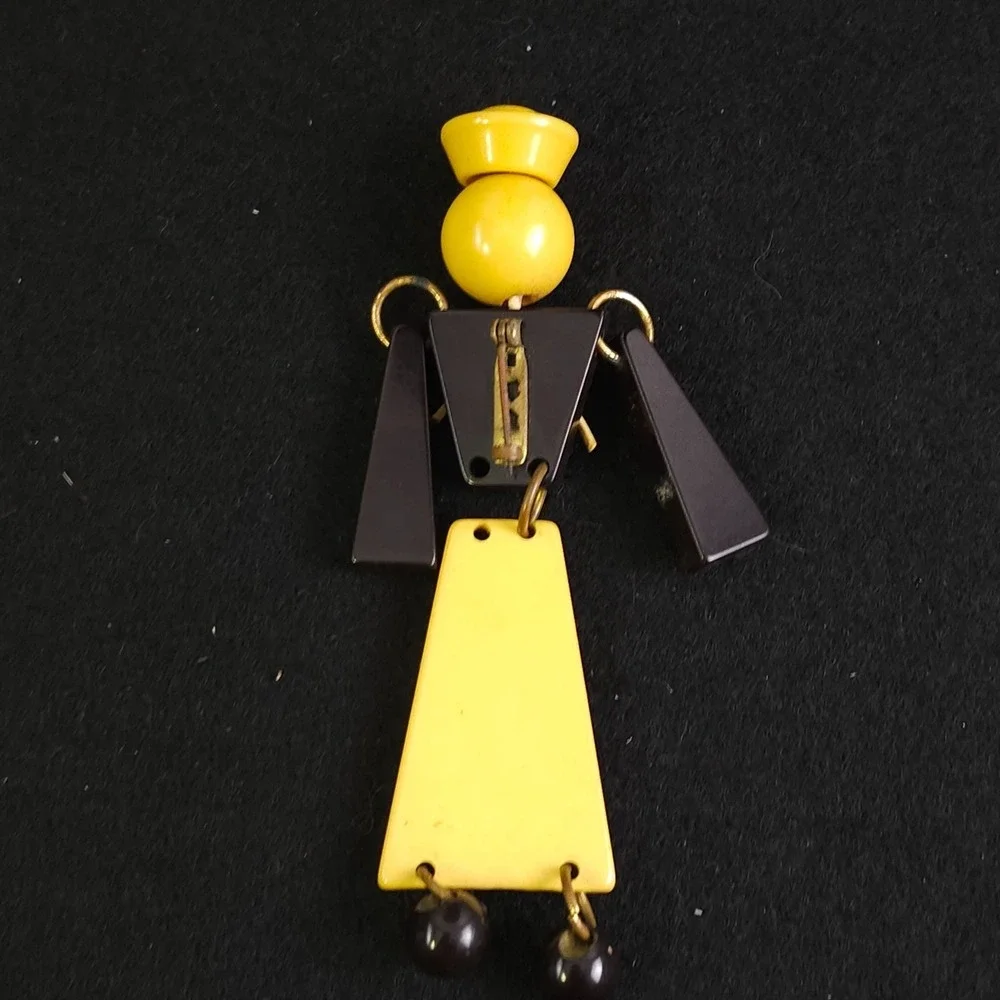 Vintage Bakelite‎ Jointed Articulated Sailor WWII Sweetheart Brooch Repair